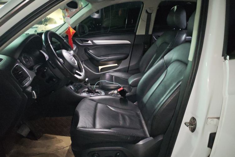 Used Audi Q3 2013 35 TFSI Comfort Model Left Front Seat