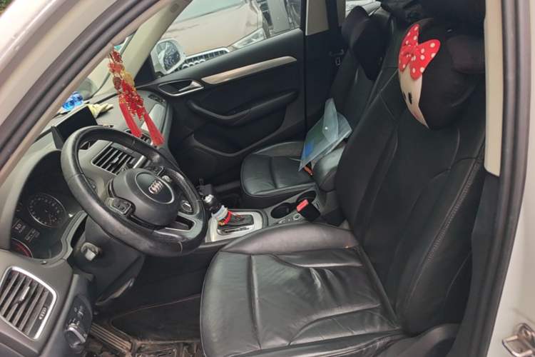 Used Audi Q3 2013 35 TFSI Comfort Model Left Front Seat