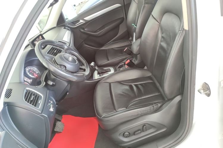 Used Audi Q3 2013 35 TFSI Comfort Model Left Front Seat