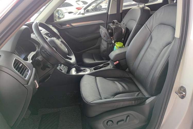 Used Audi Q3 2013 35 TFSI Comfort Model Left Front Seat
