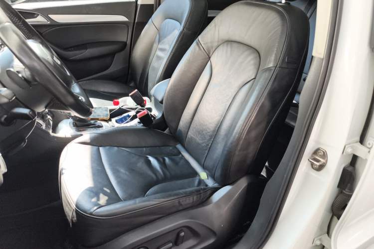 Used Audi Q3 2013 35 TFSI Comfort Model Left Front Seat