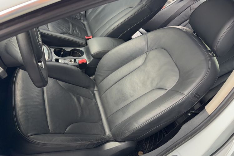 Used Audi Q3 2013 35 TFSI quattro Technology Edition Left Front Seat