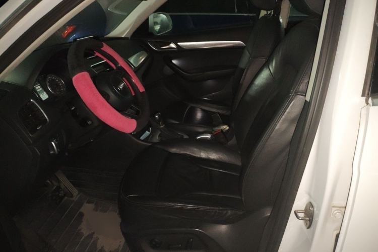 Used Audi Q3 2013 35 TFSI Comfort Model Left Front Seat