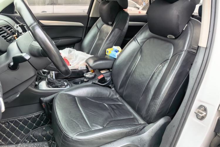 Used Audi Q3 2013 35 TFSI quattro Comfort Model Left Front Seat