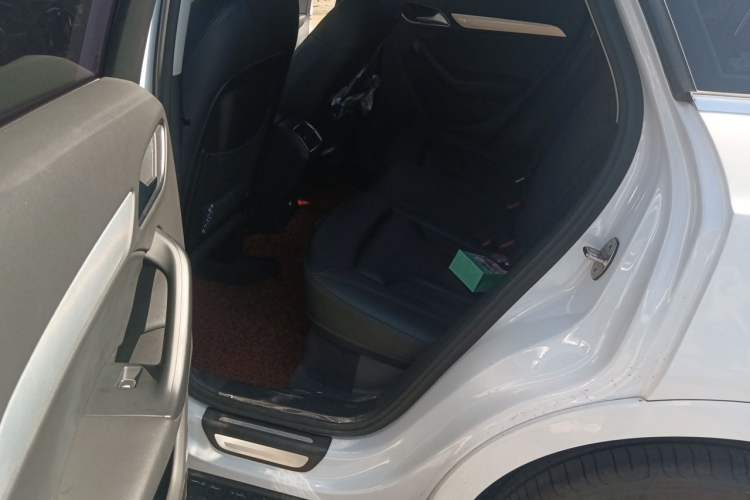 Used Audi Q3 2013 35 TFSI quattro Technology Edition Left Rear Seat