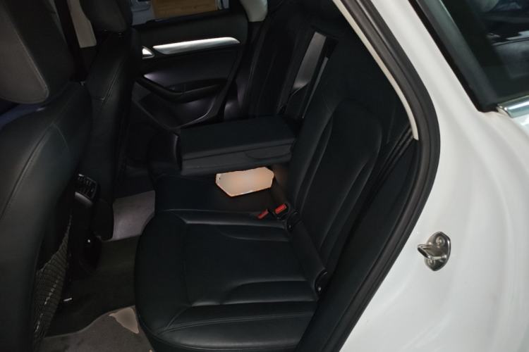 Used Audi Q3 2013 35 TFSI Comfort Model Left Rear Seat