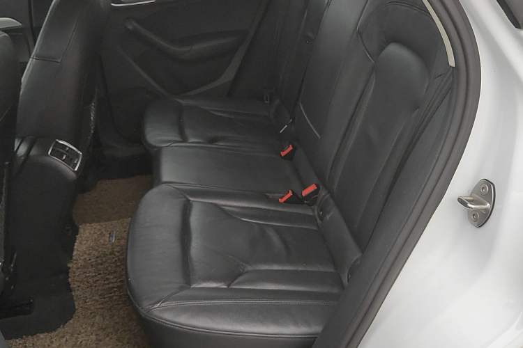 Used Audi Q3 2013 35 TFSI quattro Technology Edition Left Rear Seat