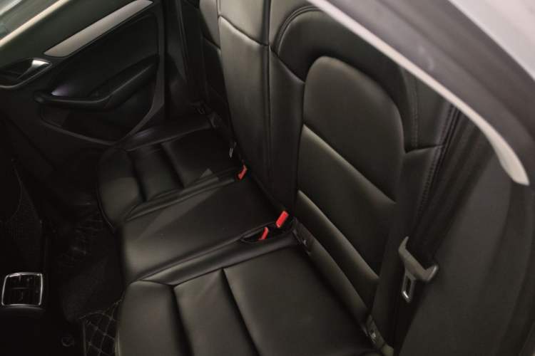 Used Audi Q3 2013 35 TFSI Ambition Edition Left Rear Seat