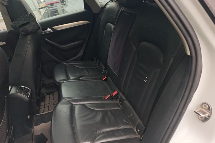 Used Audi Q3 2013 35 TFSI Comfort Model Left Rear Seat