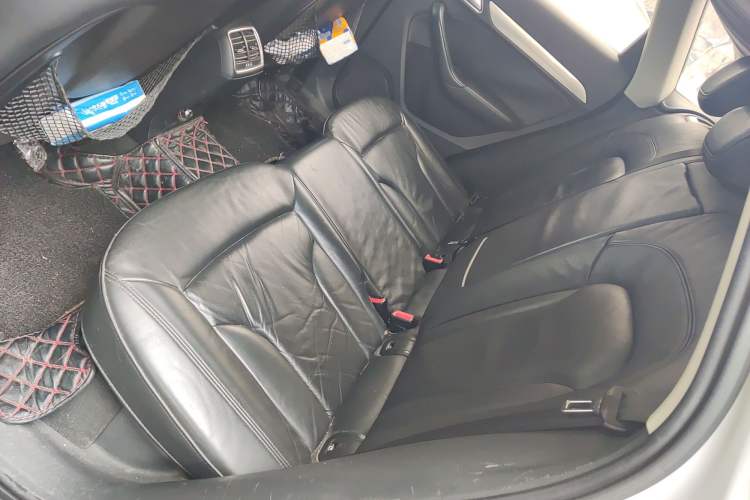 Used Audi Q3 2013 35 TFSI Ambition Edition Left Rear Seat