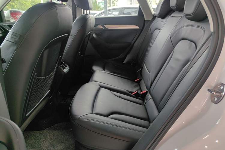 Used Audi Q3 2013 35 TFSI Comfort Model Left Rear Seat