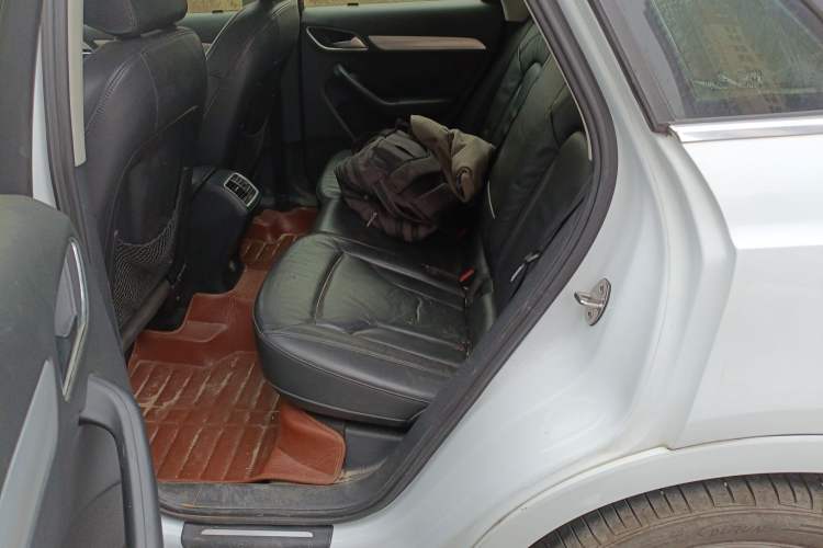 Used Audi Q3 2013 35 TFSI Comfort Model Left Rear Seat