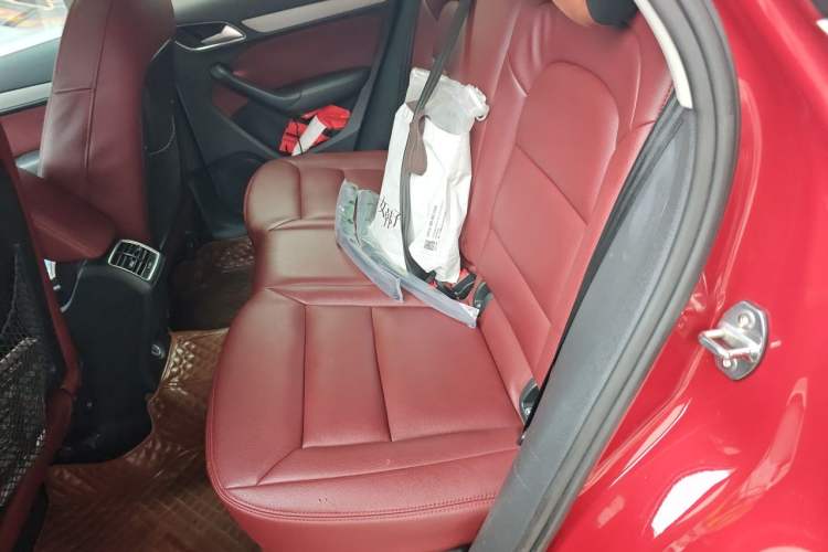 Used Audi Q3 2013 35 TFSI Ambition Edition Left Rear Seat