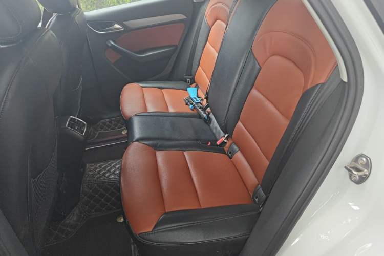 Used Audi Q3 2013 35 TFSI Ambition Edition Left Rear Seat