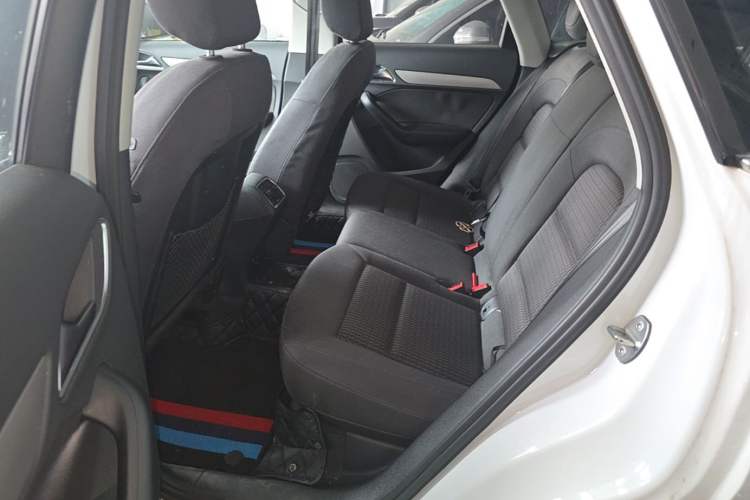 Used Audi Q3 2013 35 TFSI Ambition Edition Left Rear Seat