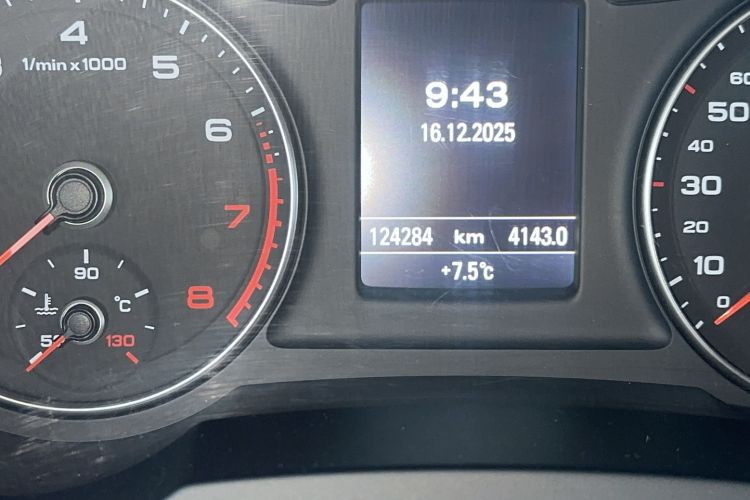 Used Audi Q3 2013 35 TFSI quattro Technology Edition Odometer Close Up