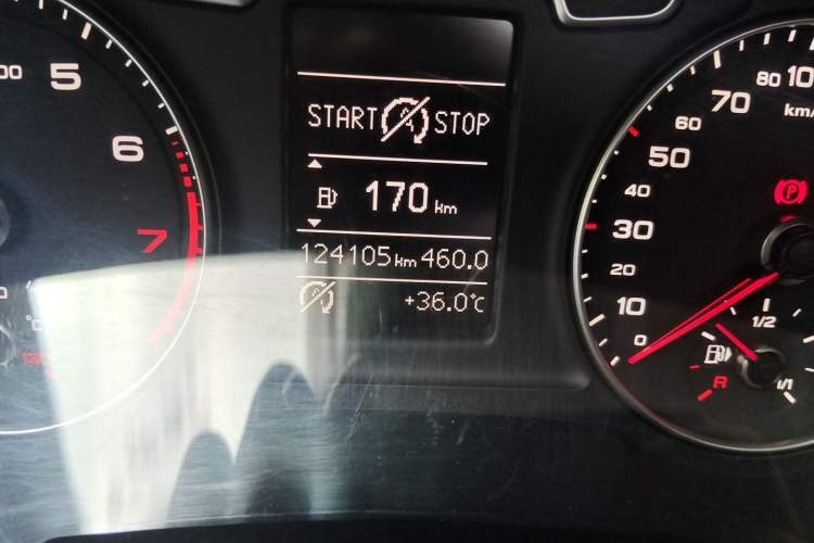 Used Audi Q3 2013 35 TFSI Comfort Model Odometer Close Up