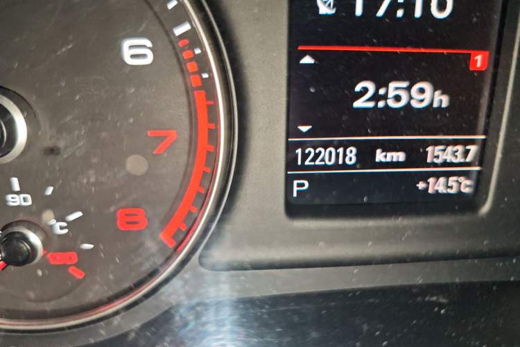 Used Audi Q3 2013 35 TFSI quattro Technology Edition Odometer Close Up