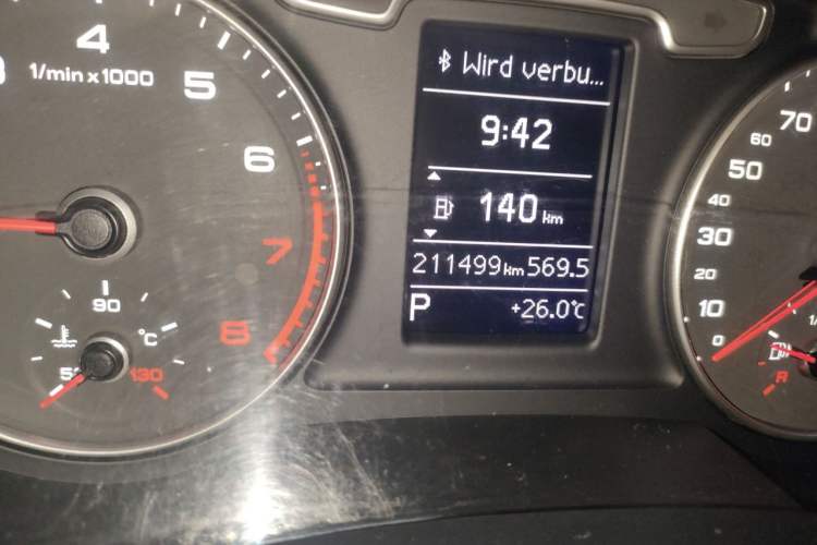Used Audi Q3 2013 35 TFSI Comfort Model Odometer Close Up
