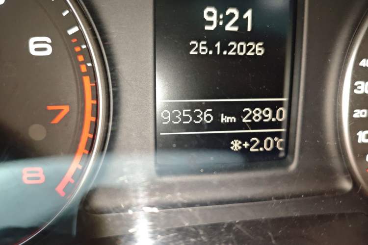 Used Audi Q3 2013 35 TFSI Ambition Edition Odometer Close Up