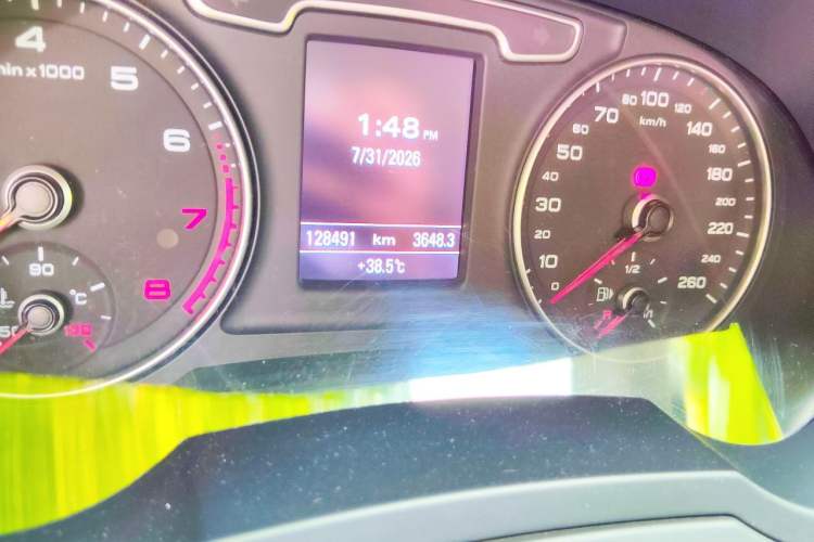 Used Audi Q3 2013 35 TFSI quattro Technology Edition Odometer Close Up