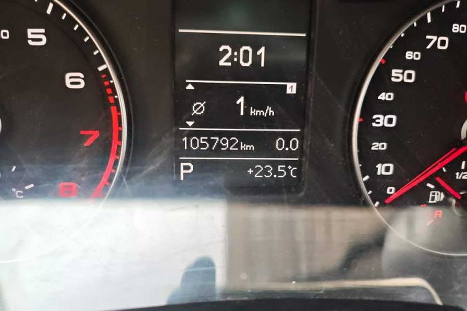 Used Audi Q3 2013 35 TFSI Ambition Edition Odometer Close Up