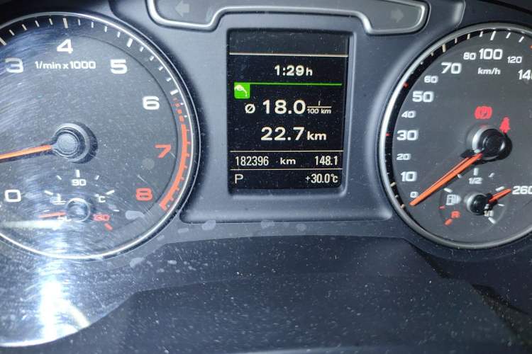 Used Audi Q3 2013 35 TFSI quattro Technology Edition Odometer Close Up