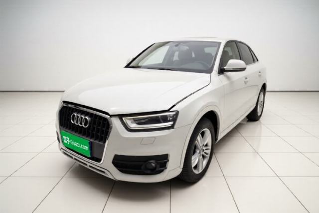 Ojetý Audi Q3 2013 35 TFSI quattro Comfort Model