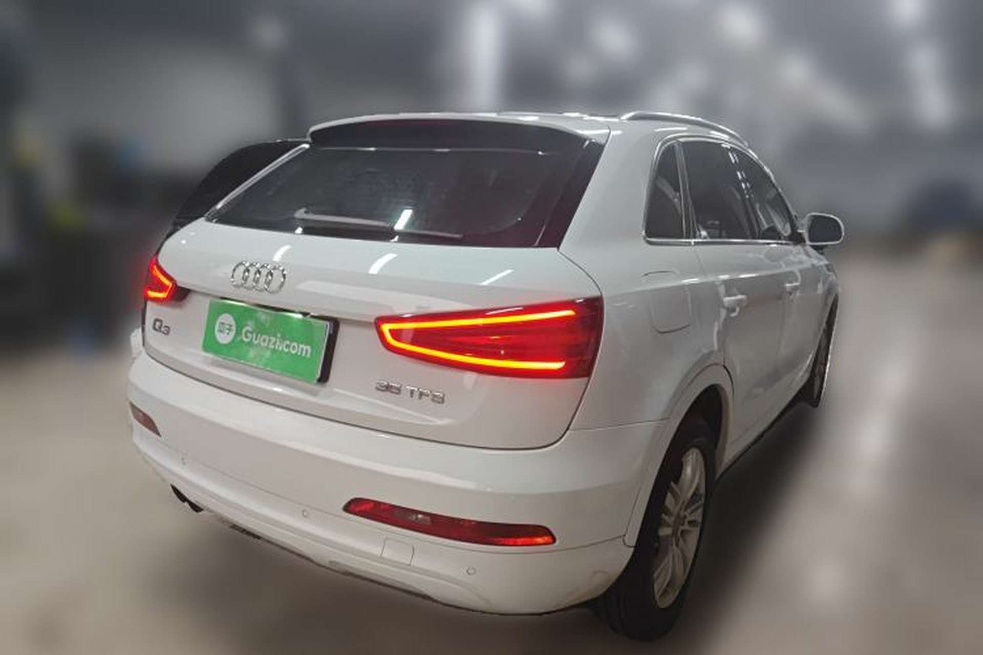 Used Audi Q3 2013 35 TFSI Comfort Model Rear Right 45 Deg