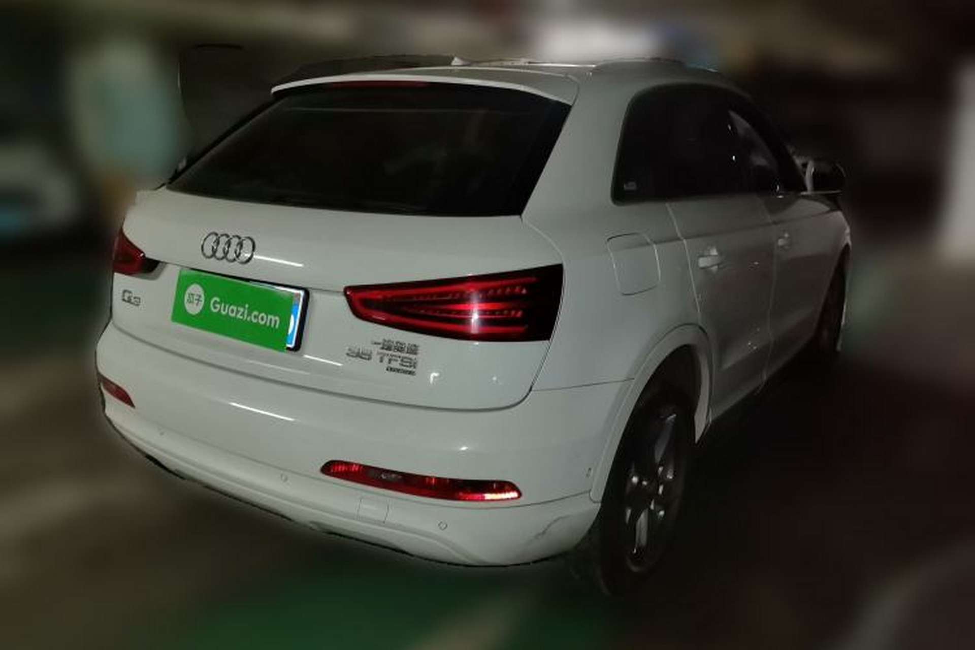 Used Audi Q3 2013 35 TFSI quattro Luxury Model Rear Right 45 Deg