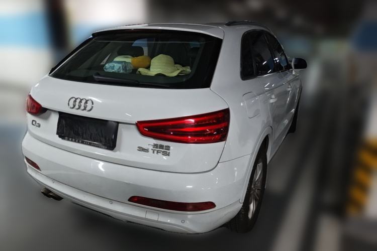 Used Audi Q3 2013 35 TFSI Comfort Model Rear Right 45 Deg