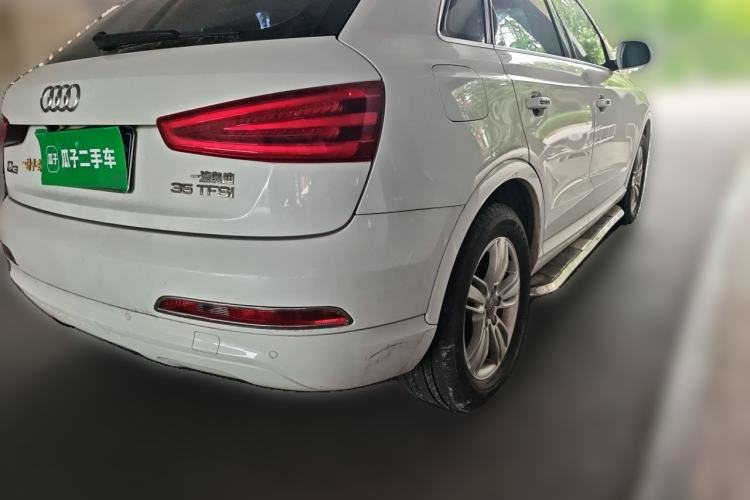 Used Audi Q3 2013 35 TFSI Comfort Model Rear Right 45 Deg
