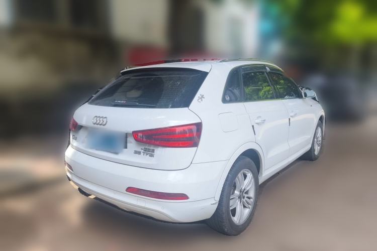 Used Audi Q3 2013 35 TFSI Comfort Model Rear Right 45 Deg
