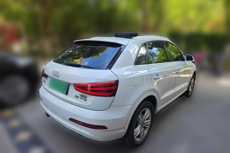 Used Audi Q3 2013 35 TFSI Comfort Model Rear Right 45 Deg