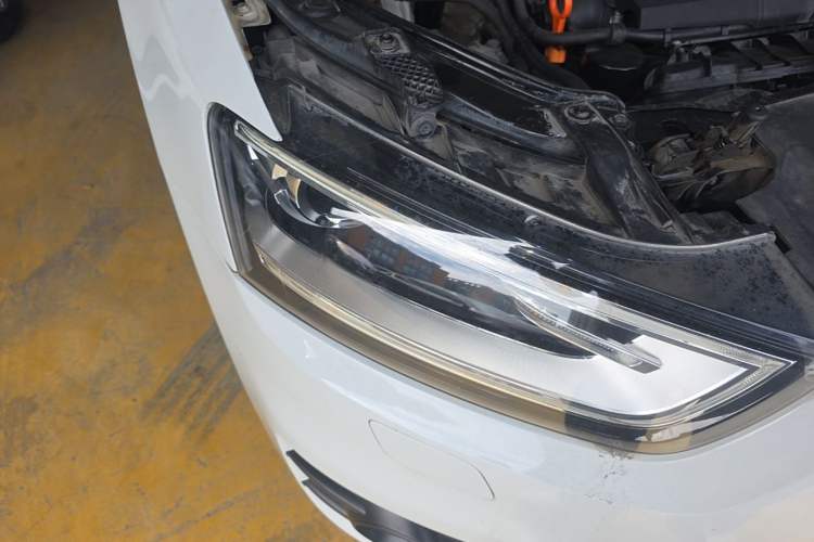 Used Audi Q3 2013 35 TFSI Ambition Edition Right Front Headlight
