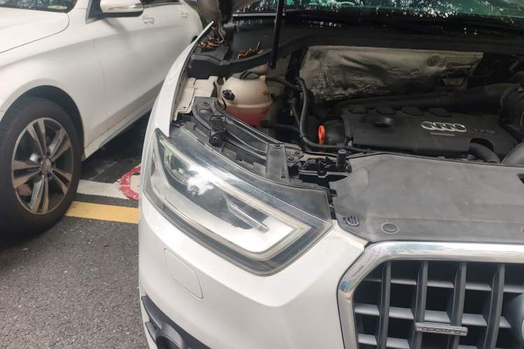 Used Audi Q3 2013 35 TFSI quattro Technology Edition Right Front Headlight