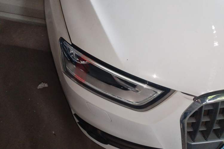 Used Audi Q3 2013 35 TFSI quattro Comfort Model Right Front Headlight