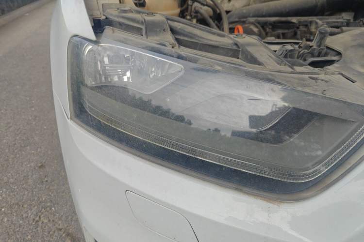 Used Audi Q3 2013 35 TFSI Ambition Edition Right Front Headlight