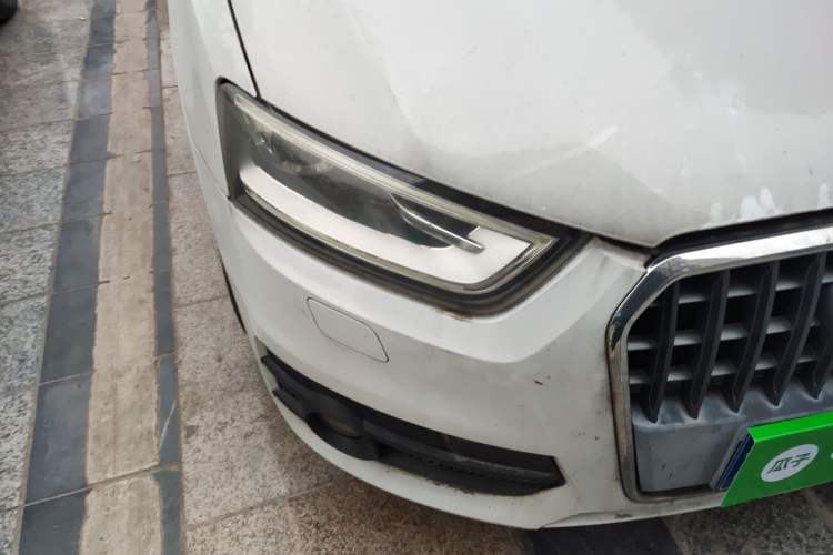 Used Audi Q3 2013 35 TFSI Ambition Edition Right Front Headlight