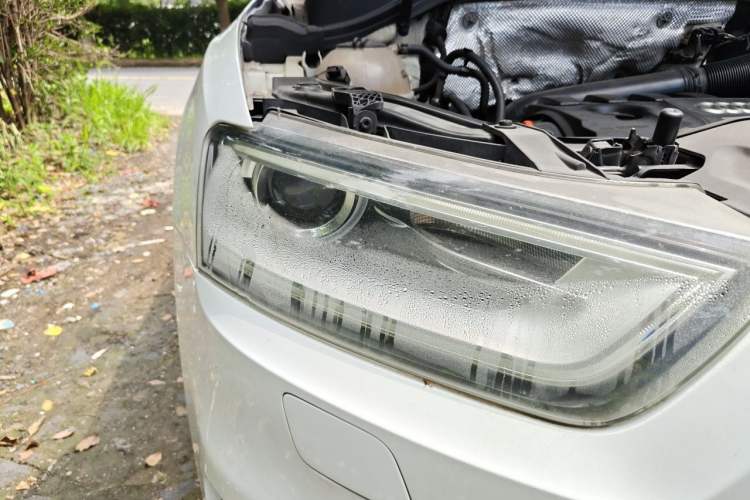 Used Audi Q3 2013 35 TFSI quattro Comfort Model Right Front Headlight