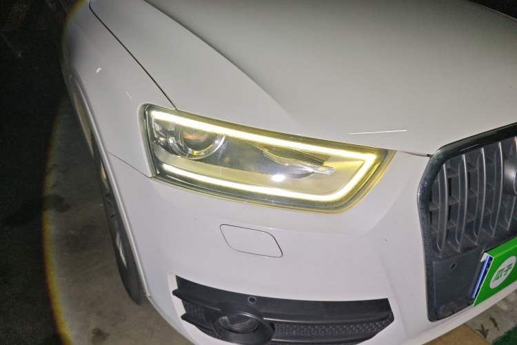 Used Audi Q3 2013 35 TFSI Comfort Model Right Front Headlight