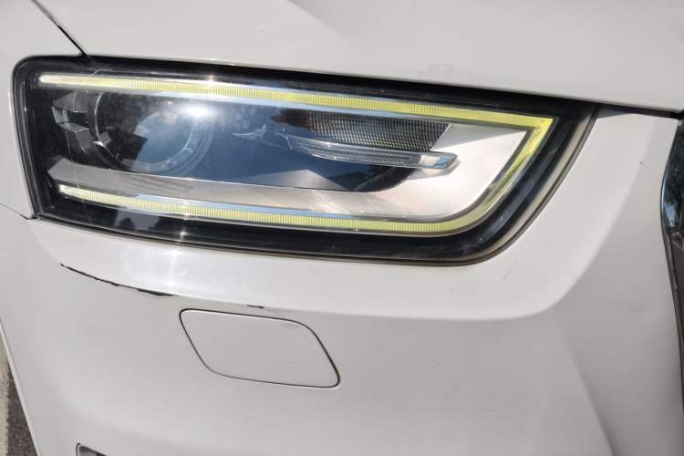 Used Audi Q3 2013 35 TFSI Comfort Model Right Front Headlight