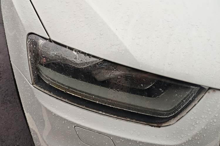 Used Audi Q3 2013 35 TFSI Ambition Edition Right Front Headlight