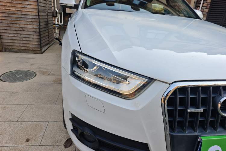 Used Audi Q3 2013 35 TFSI quattro Comfort Model Right Front Headlight