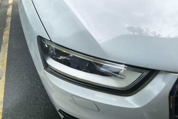 Used Audi Q3 2013 35 TFSI Ambition Edition Right Front Headlight