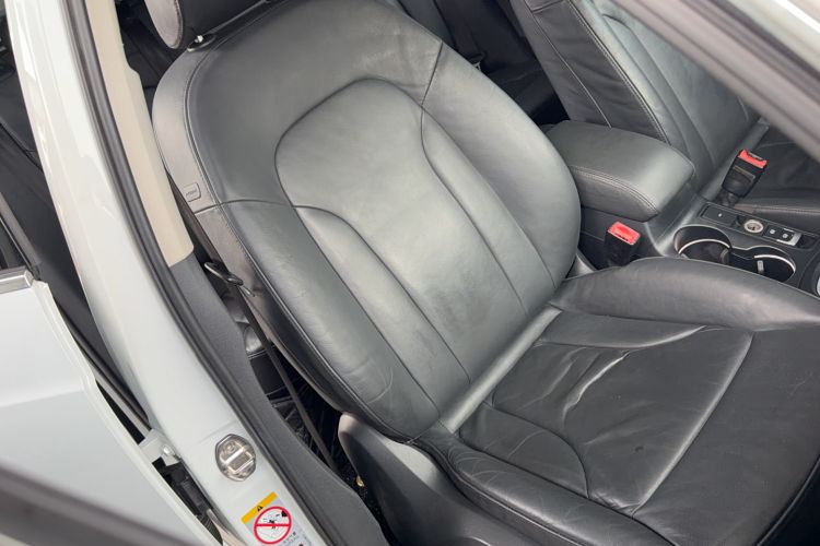 Used Audi Q3 2013 35 TFSI quattro Technology Edition Right Front Seat