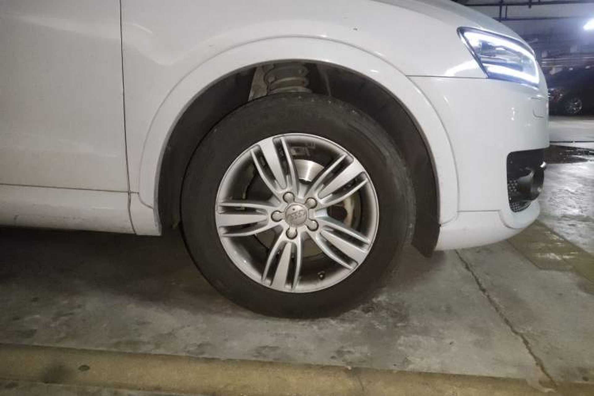 Used Audi Q3 2013 35 TFSI quattro Technology Edition Right Front Wheel Hub