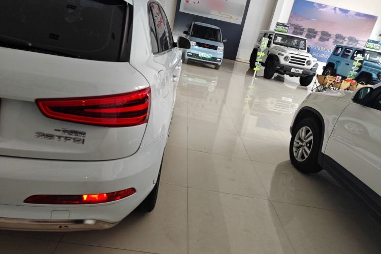 Used Audi Q3 2013 35 TFSI Comfort Model Right Rear Taillight
