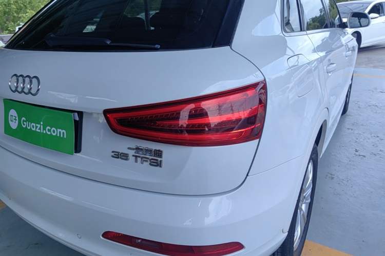 Used Audi Q3 2013 35 TFSI Comfort Model Right Rear Taillight