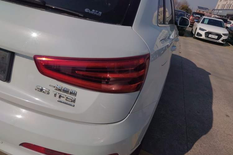 Used Audi Q3 2013 35 TFSI quattro Technology Edition Right Rear Taillight